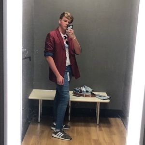 Meet your Posher, Chase